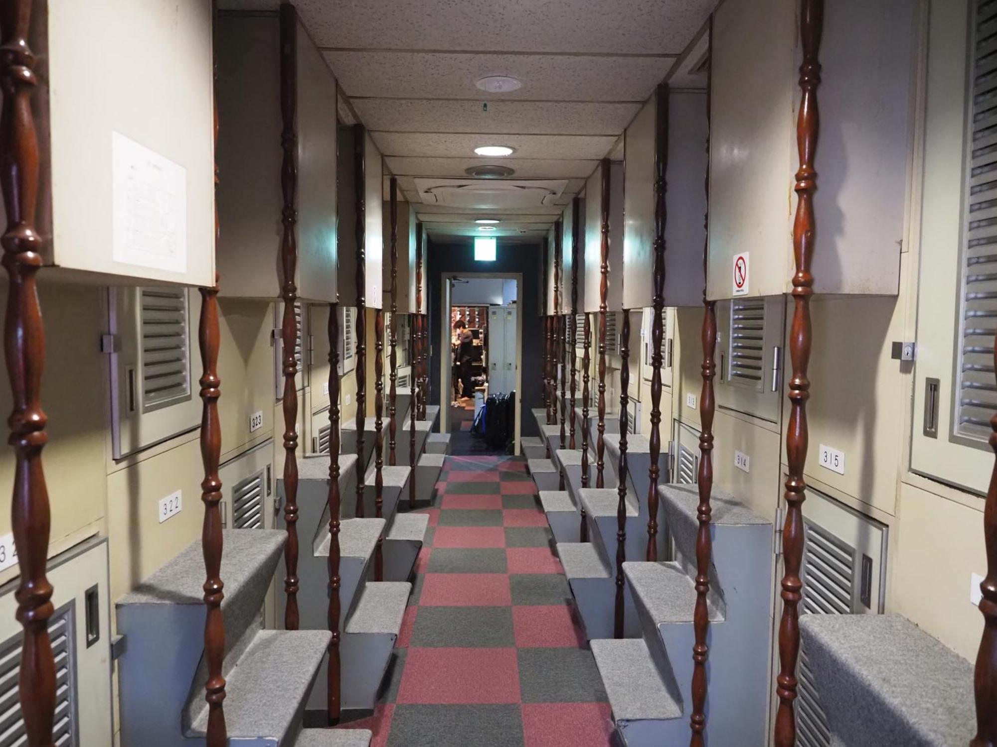 Capsule Hotel Block Room Tokyo Eksteriør billede