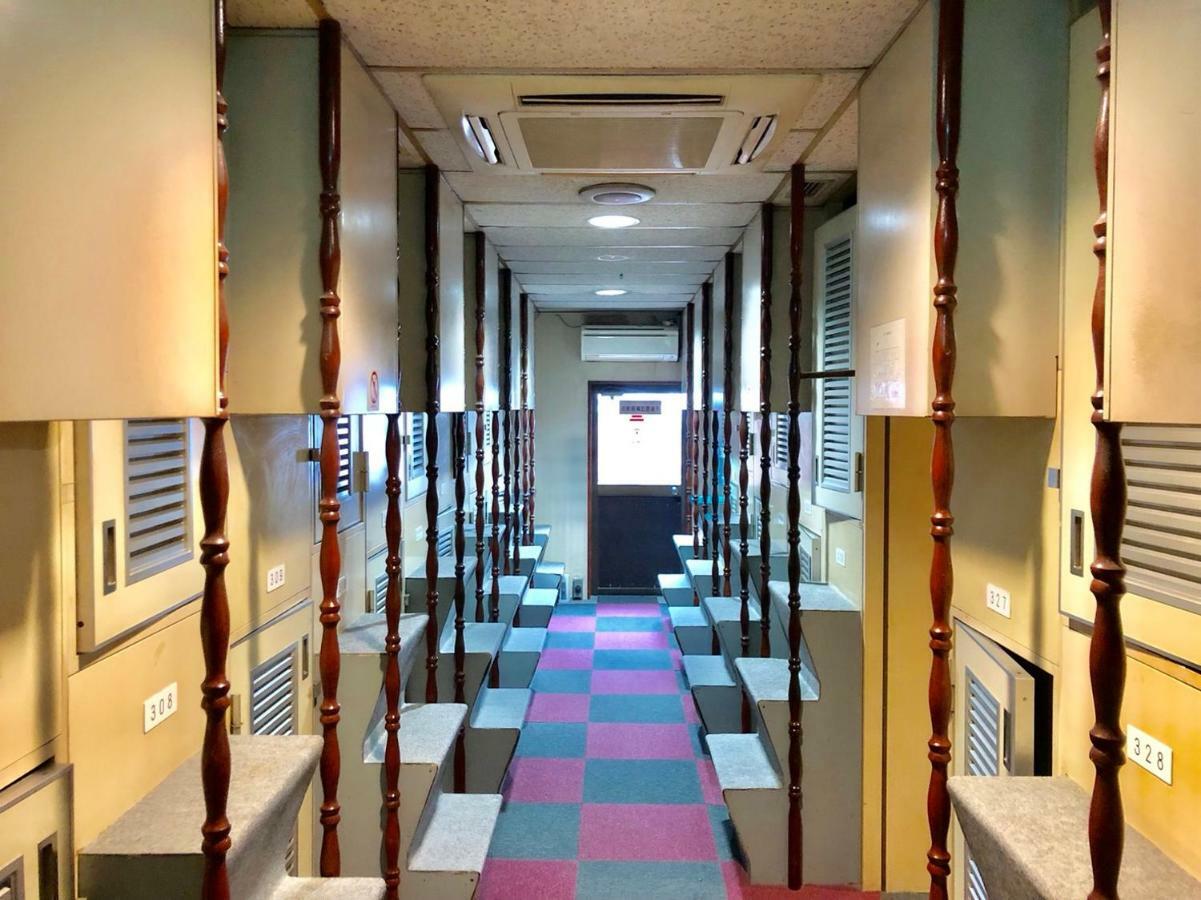Capsule Hotel Block Room Tokyo Eksteriør billede